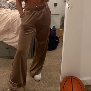 Velvet pants size small